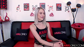 ANAL ONLY Scarlett Hampton's Anal Interview