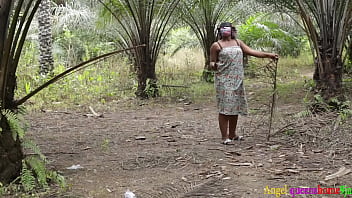 The Stranger Caught Fucking People's Wife In The Bush, BBW Angel Queenshome9ja Leaked Video Go's Viral On Net