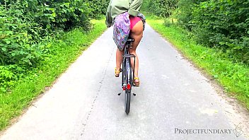 Amateur Couple Summer Bike Tour With Spontaneous Sex On A Grainfield
